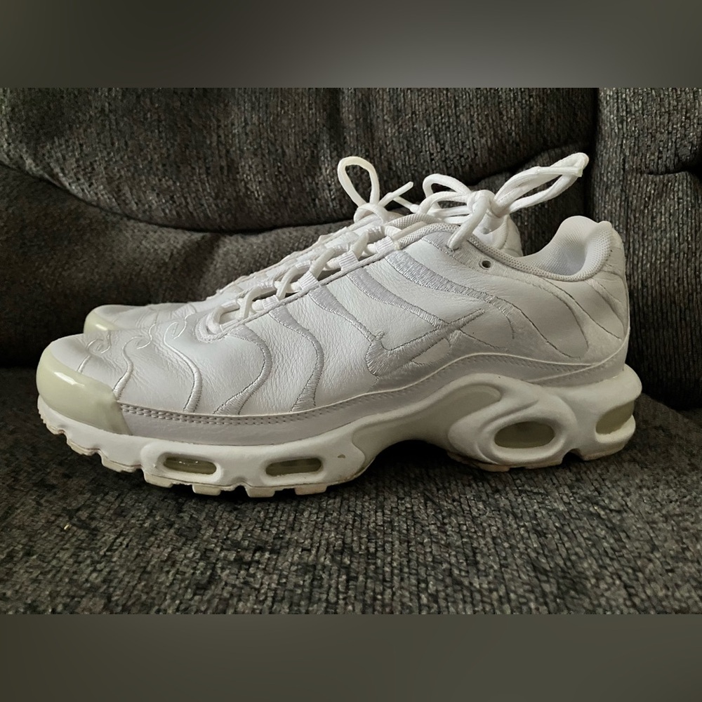 Women’s Nike Sneaker
